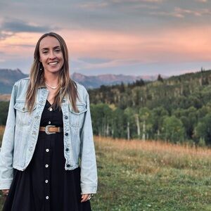 Meet your Posher, Danielle